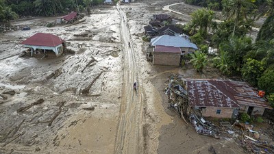 Palembayan Berduka, 69 Korban Banjir Bandang Belum Ditemukan