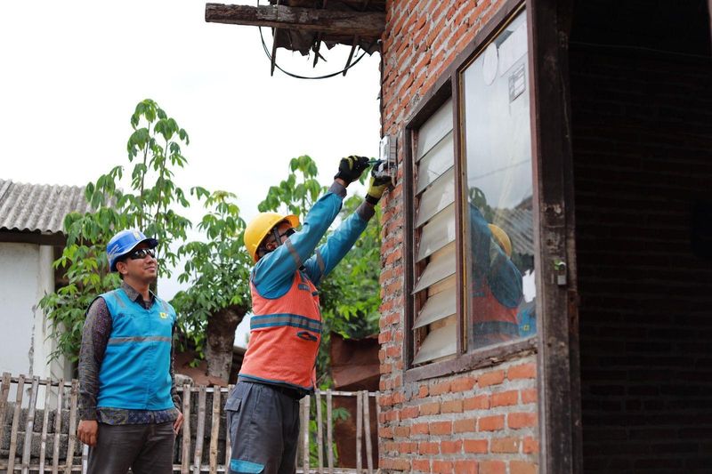 Pemasangan listrik gratis Pemasangan listrik gratis