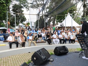 Bupati Bogor & Menkop Lakukan Peletakan Batu Pertama KKMP Pakansari
