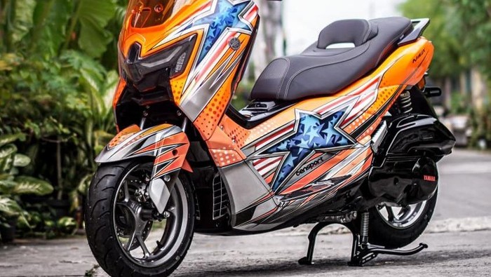 Racing Abis! Yamaha Nmax Turbo Ini Dimodifikasi ala Grafis Replika Helm Balap