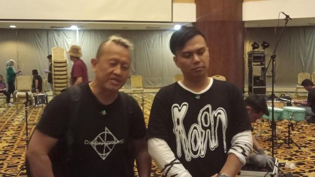 Sandy Pas Band dan Yoiqball