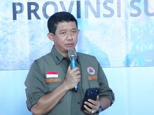 BNPB Lapor Prabowo Beberapa Kecamatan di Sumbar Masih Terisolasi