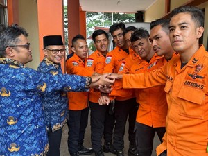 7 Anggota Kantor SAR Bandung Diterjunkan ke Sumatera