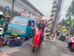 Marak Motor hingga Mobil Lawan Arah di Lebak Bulus, Polisi Turun Tangan