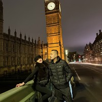 Lahir pada 1991, Gusti Ega kini berusia 34 tahun. Meski 4 tahun lebih muda dari Angel namun keduanya terlihat tetap serasi. Foto: Instagram/@realangelkaramoy