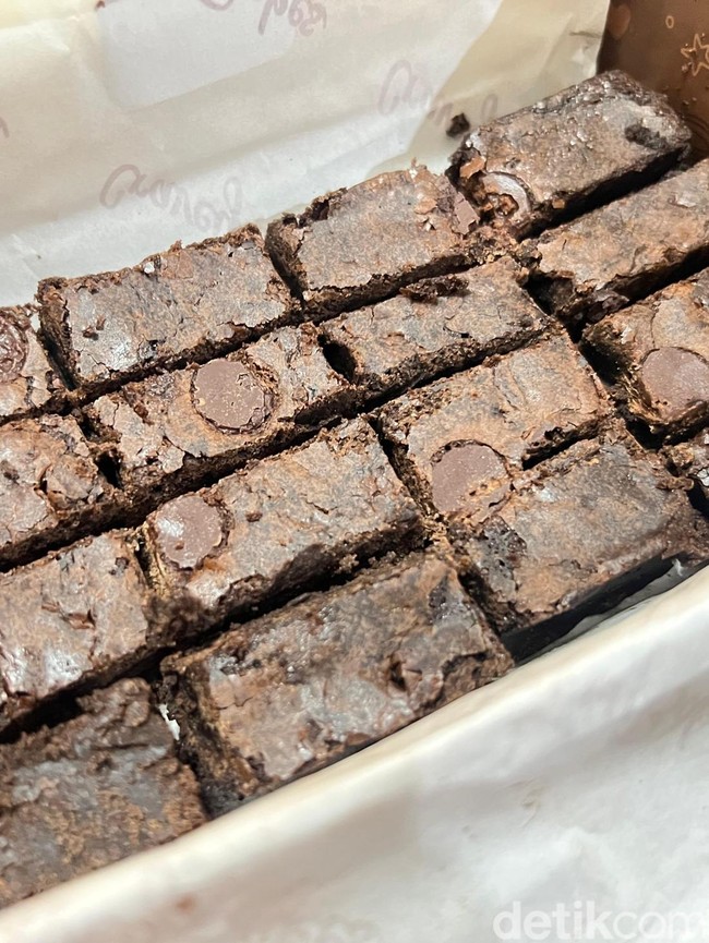 Viral di TikTok! Fudgy Brownies Ini Belinya Harus PO Seminggu