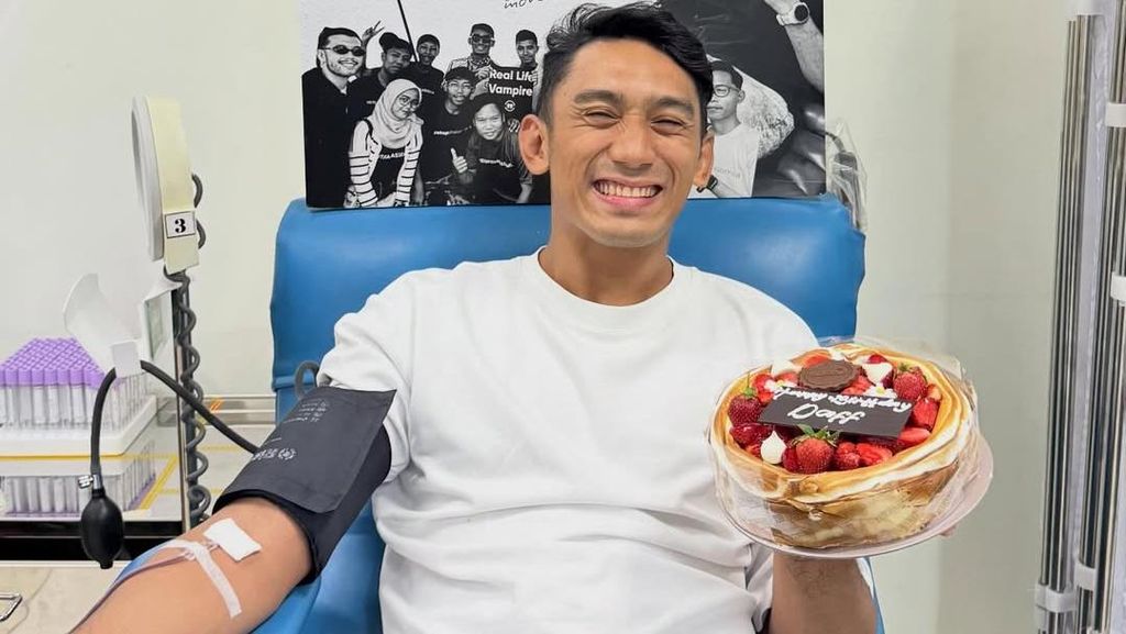 Perayaan Ultah ke-27 Daffa Wardhana dengan Donor Darah