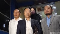 Tim Kuasa Hukum Inara Rusli Mengundurkan Diri