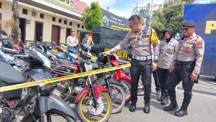 Kasat Lantas Polres Kediri, AKP Mega Satriatama.