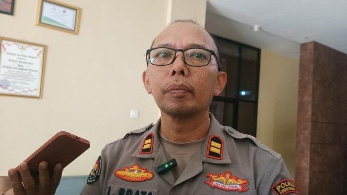 Kasi Humas Polres Lombok Tengah, Iptu Lalu Barat Kusnadi saat ditemui awak media belum lama ini. Foto: (Edi Suryansyah/detikBali)