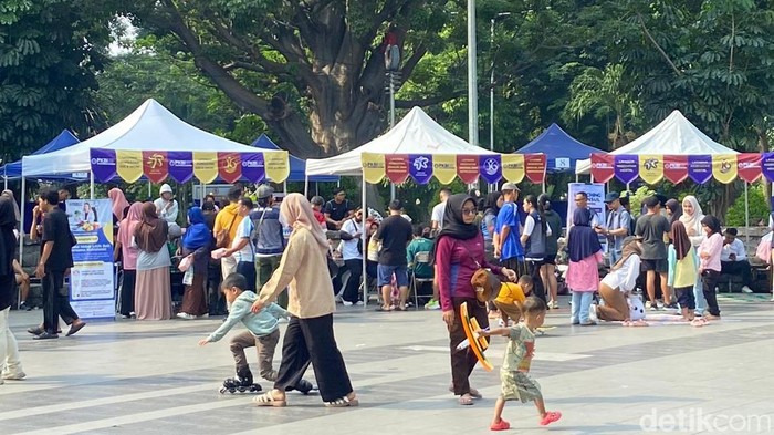 Kegiatan Hari AIDS Sedunia yang diselenggarakn PKBI Jatim.