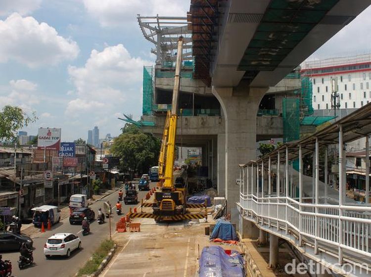 Konstruksi LRT 1B Terus Digenjot, Rawamangun-Manggarai Kian Terhubung
