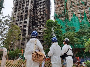 13 Orang Ditangkap atas Tuduhan Pembunuhan Buntut Kebakaran di Hong Kong