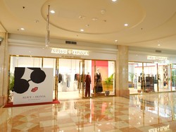 Brand Fashion AS 'Serbu' Indonesia: Ekonomi Melambat, Minat Belanja Tak Surut