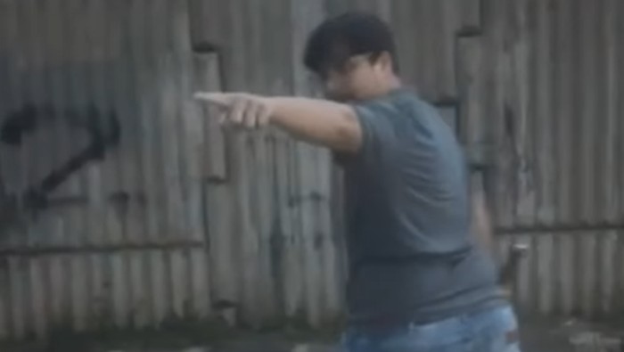 Pengemudi Karimun todong pedang.