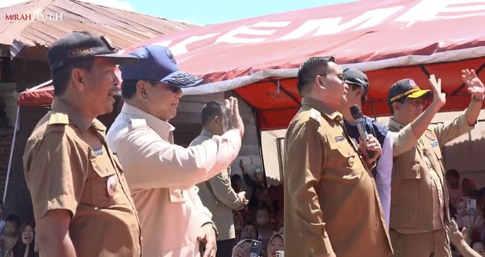 Prabowo Geleng Kepala Dengar Bupati di Aceh Bilang Presiden Seumur Hidup