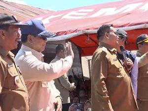 Prabowo Geleng Kepala Dengar Bupati di Aceh Bilang Presiden Seumur Hidup