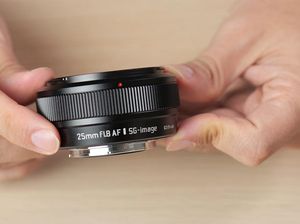 Review Lensa SG-Image 25mm f/1.8, Lensa Compact dengan Kualitas Mengejutkan