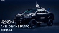 Sangar! Toyota Hilux Ini Dimodifikasi Jadi Kendaraan Anti-Drone