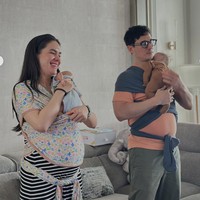 Kedua calon orangtua baru itu terlihat kompak dan antusias mengikuti kelas tersebut. Foto: Instagram/@jamilatus.sadiyah