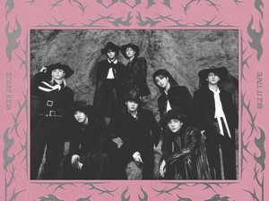 Video: Stray Kids Menorehkan Sejarah di Billboard 200 Lewat DO IT