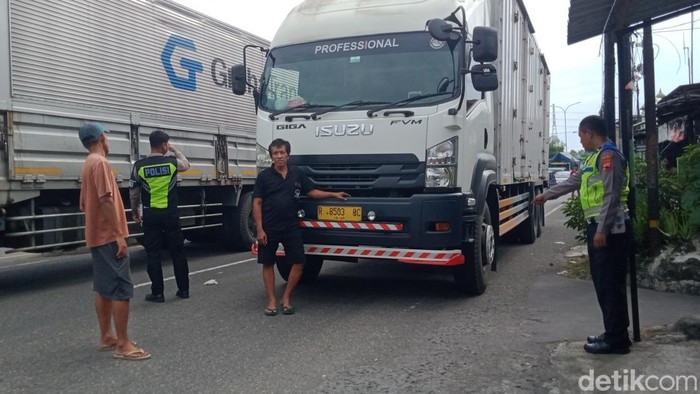 Kendaraan yang kecelakaan di Kepoh, Delanggu diamankan polisi, Senin (1/12/2025).