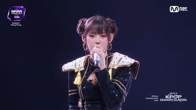 Rora terlihat imut dengan gaya pucca hair seperti Zoey di film KPop Demon Hunters. Ia diceritakan sebagai personel termuda HUNTR/X. Foto: Instagram