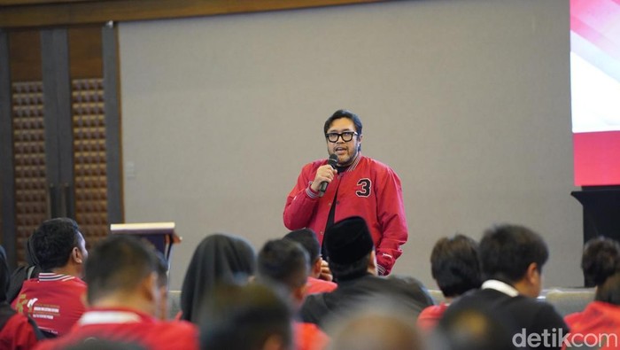 Wakil Ketua DPRD Jawa Barat Ono Surono