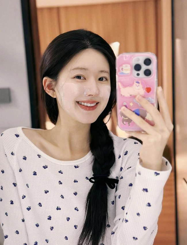 Sosok Zhao Lusi sempat viral karena adegan dia menghapus makeup saat membintangi drama China berjudul ‘Love’s Ambiton’. Adegan tersebut pun menjadi salah satu momen paling membekas di serial sebanyak 32 episode tersebut. Foto: Instagram/@rooosyzh09