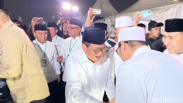 Acara Reuni 212 digelar di Silang Monas, Jakarta Pusat (Jakpus) malam ini. Gubernur Jakarta Pramono Anung menghadiri kegiatan tersebut. (Wildan N/detikcom)