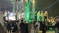 Habib Rizieq Tiba di Acara Reuni 212 di Monas, Disambut Lantunan Selawat