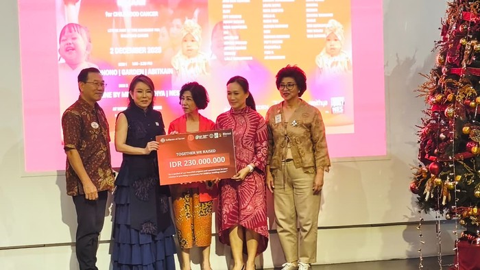 Charity fashion show.