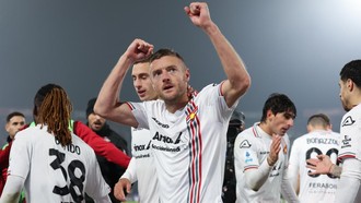 Bologna Vs Cremonese: Emil Audero Cs Menang 3-1 Berkat Vardy