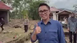 8 Artis Kasih Bantuan Langsung ke Korban Banjir di Sumatera