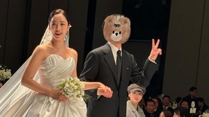 Foto-foto dibagikan oleh rekan dan teman Eunjung yang hadir di pernikahan akhir pekan lalu. (Foto: dok. Instagram @euna3579)