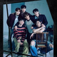 Lay Mendadak Absen, EXO Lanjutkan Fan Meeting dengan Lima Personel