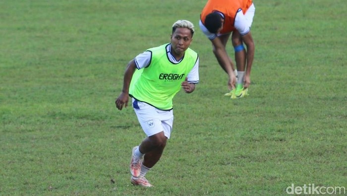 Fahmi Al Ayyubi jadi pemain anyar PSIS dan siap didaftarkan pada bursa transfer mendatang.