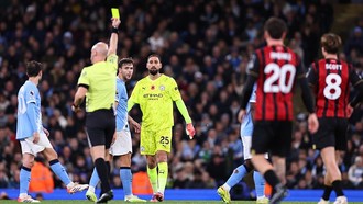 Demi Libur Natal, Pemain Sengaja Akumulasi Kartu saat Boxing Day