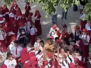 Guru Mansur Dapat Dukungan Sesama Guru Meski Jadi Terdakwa Pelecehan Murid
