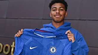 Putra Thiago Silva Teken Kontrak Profesional dengan Chelsea