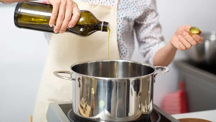 Parah! Suami Minta Istrinya Masak Tengah Malam, Netizen Meradang