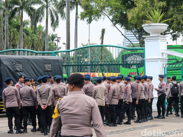 Jelang Reuni 212, Personel Gabungan Dikerahkan Amankan Kawasan Monas
