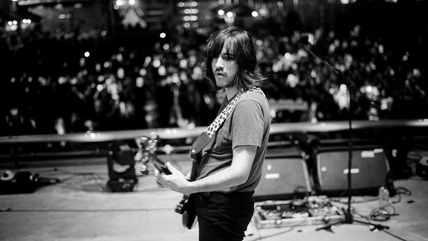 John Paul Patton, atau Coki yang dikenal sebagai musisi serba bisa.