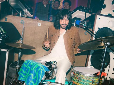 John Paul Patton, atau Coki, musisi serba bisa yang punya banyak project musik.