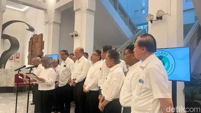 Poin Lengkap Aksi Guru Besar yang Disesalkan Kemenkes di Tengah Bencana Sumatera