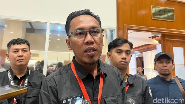 Ketua Aliansi Pedagang Pakaian Bekas Indonesia WR Rahasdikin