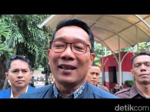 Bantahan Pihak Ridwan Kamil soal Liburan Bareng Aura Kasih dan Vespa Kuning
