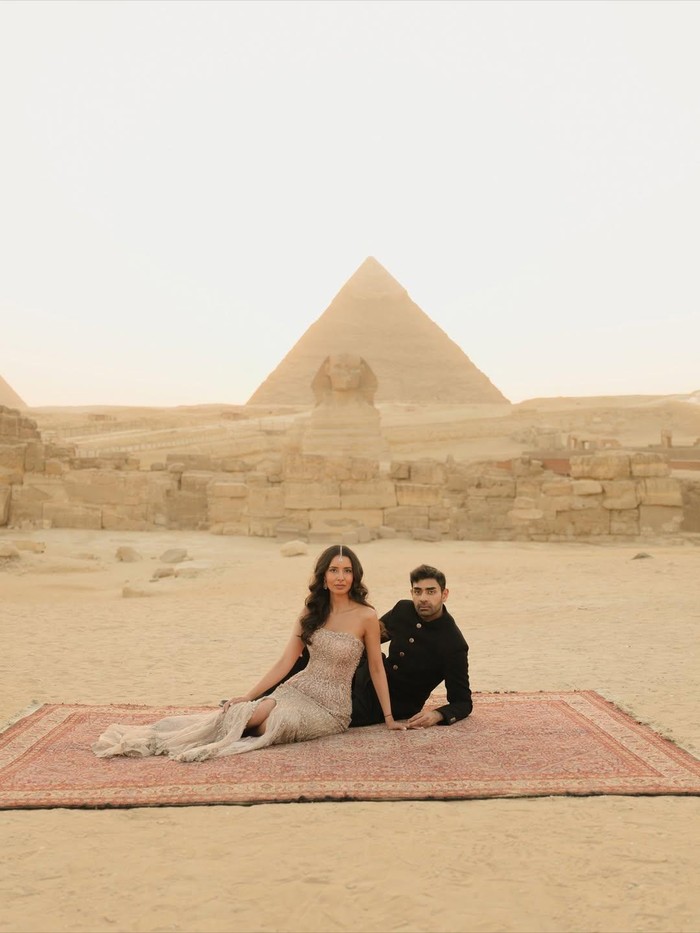 Pasangan Sewa Piramida untuk Menikah.