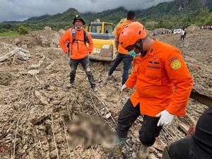 Tebalnya Lumpur Jadi Kendala Pencarian 553 Korban Bencana Sumatera