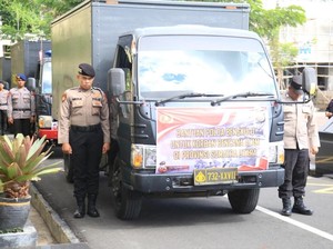 Polda Bengkulu Luncurkan Bantuan Logistik untuk 3 Provinsi Terdampak Bencana